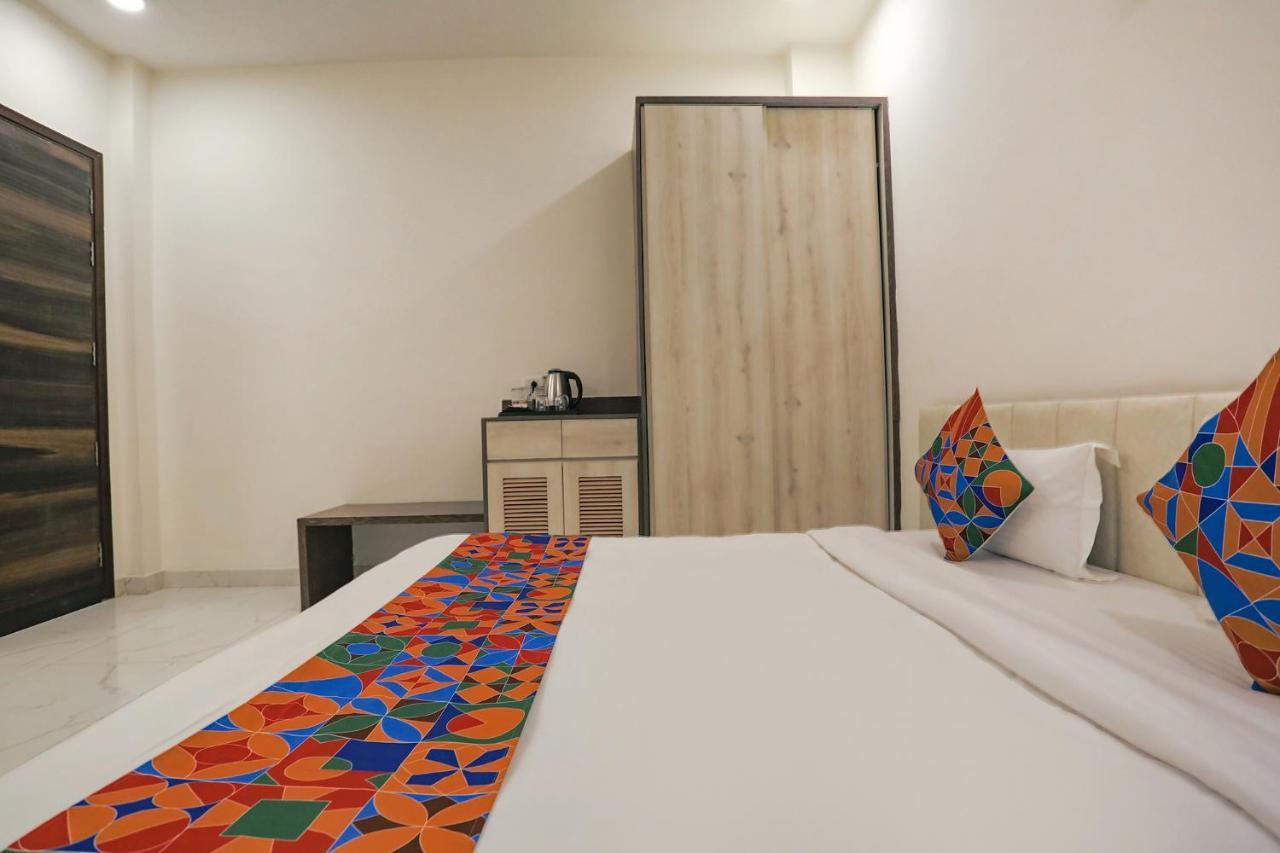 Fabhotel Ab Inn Huda City Center Ґурґаон Екстер'єр фото